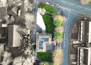 Photo 32- click for photo gallery